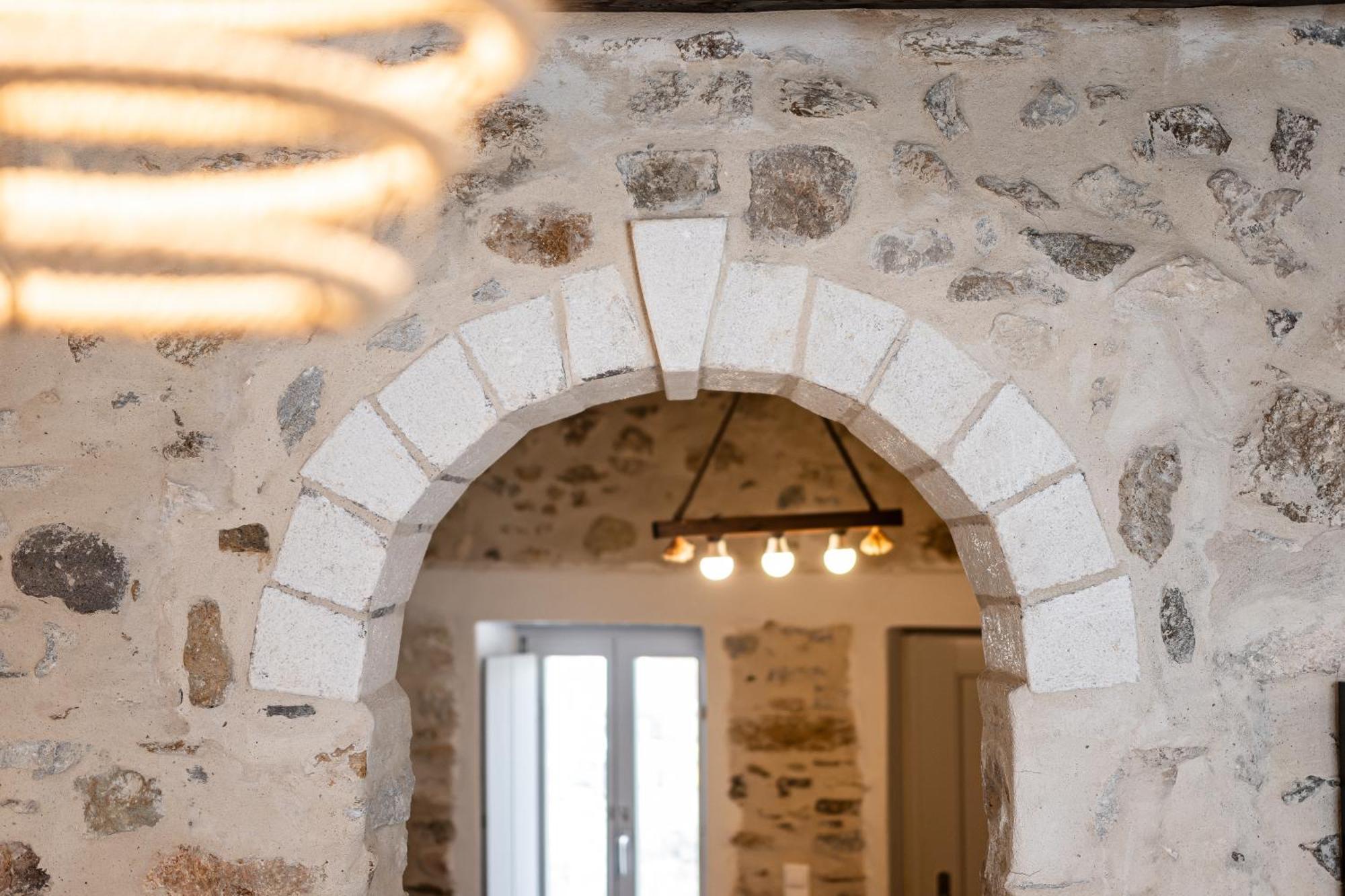 The White Stone House Apartment Naxos City Bagian luar foto
